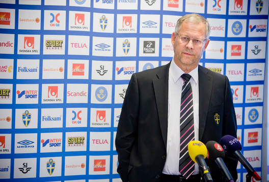 Presskonferens, Lars Lagerbäck, Förbundskapten