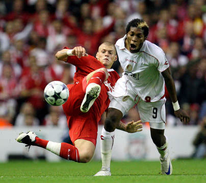 Martin Skrtel och Dieumerci Mbokani
