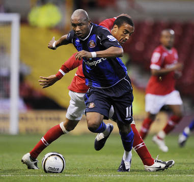El Hadji Diouf och Julian Bennett