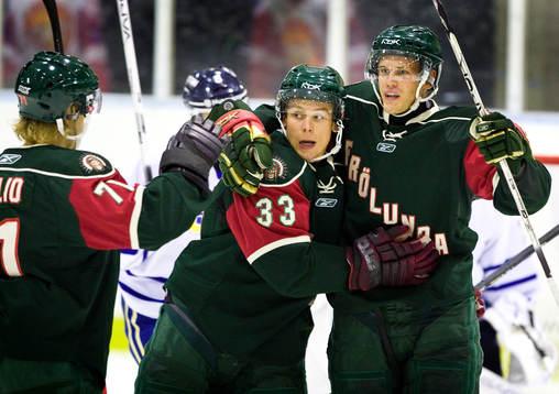 Magnus Kahnberg,  Frölunda, går 2-0. Jubel med Riku Hahl