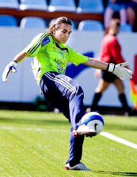 Nadine Angerer, målvakt, Djurgården