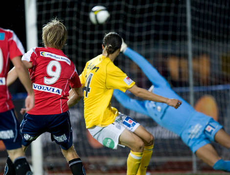 0-2 Anton Holmberg på en chanslös målvakt Stojan Lukic