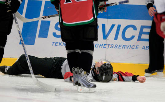 Magnus Lindqvist, Domare skadades