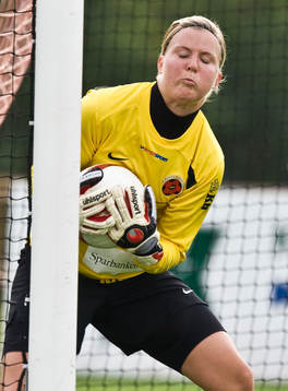 Maria Edman, målvakt