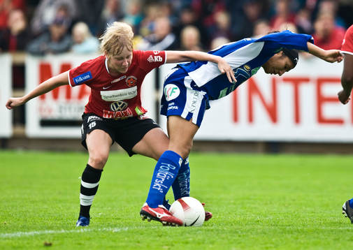 Sofie Persson, Kristianstad, knuffar undan Daniela,