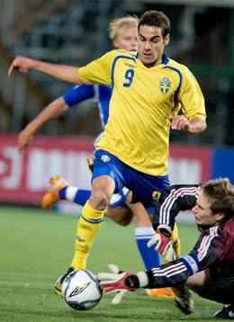 Mervan Celik, Sverige