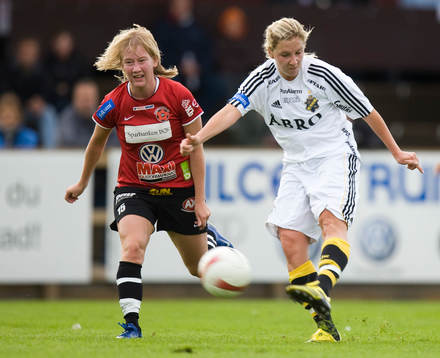 0-1, Louise Fors skickar iväg ett mycket välplacerat