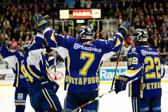 Hattrick av Per Gustafsson HV71. Jubel