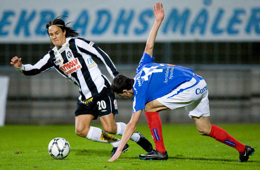 Roger Wikman före Alexander Zaim