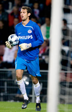 Andreas Isaksson, målvakt, PSV