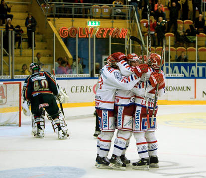 Mikko Lehtonen, Timrå avgör med sitt 3-2. (jubel)