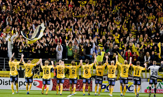 Elfsborg tackar publiken med vågen, jubel