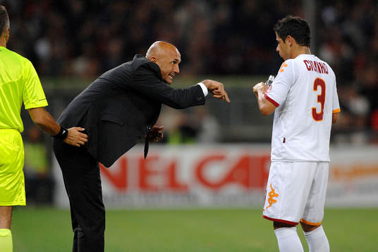 Luciano Spalletti, tränare, Roma, instruerar Cicinho
