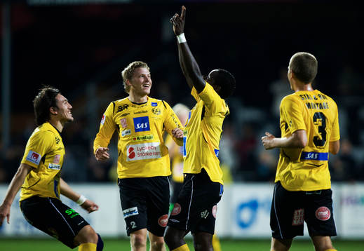 Jubel av målskytt Patrick Osiako