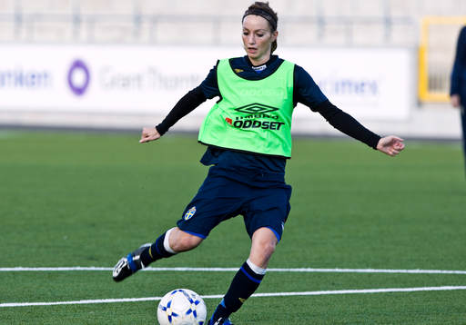 Kosovare Asllani, Sverige