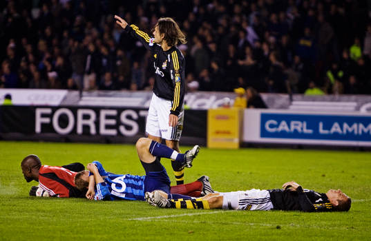 Pa Dembo Tourray, målvakt, Djurgården, Iván Óbolo, AIK,