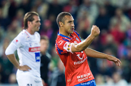 1-0, Henrik Larsson, jubel, Lasse Johansson depp