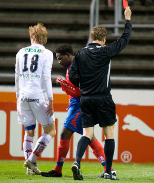 Utvisning, Adama Tamboura, domare Markus Strömbergsson