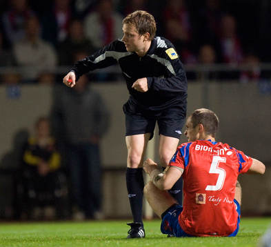 Markus Strömbergsson, domare och Hannu Patronen,