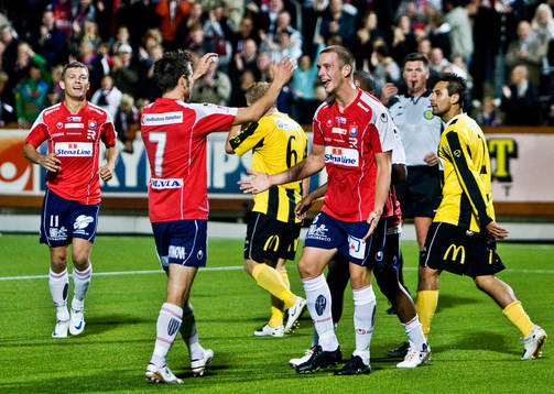 Alexander Mellqvist kvitterar till 1-1 för Örgryte.