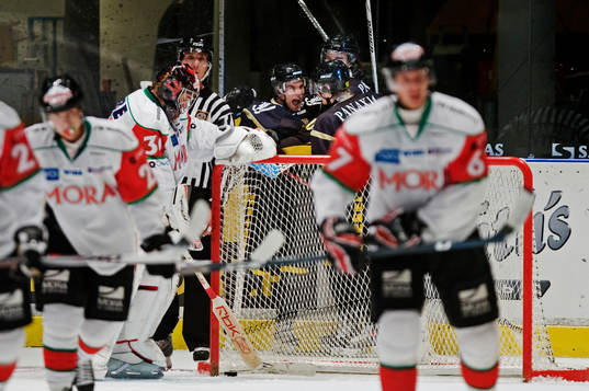 AIK-spelarna jubel