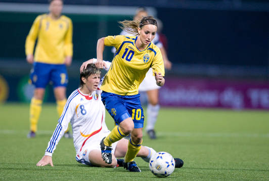 Kosovare Asllani, Sverige