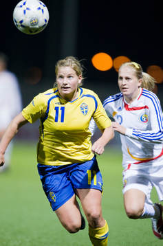 Sara Lindén, Sverige