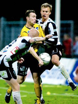 Niklas Skoog, Mjällby och Linus Malmkvist, Bois