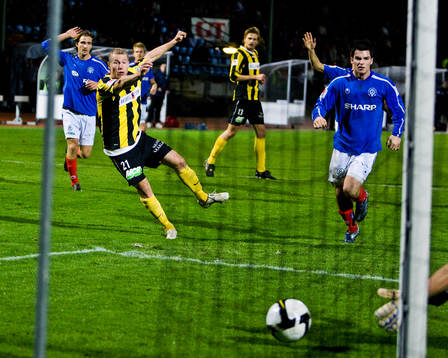 Jonas Henriksson kvitterar till 3-3 för Häcken