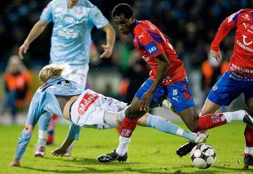 Ola Toivonen, Malmö och René Makondele, Helsingborg