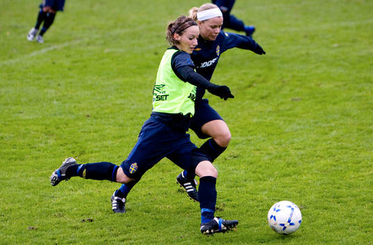 Kosovare Asllani