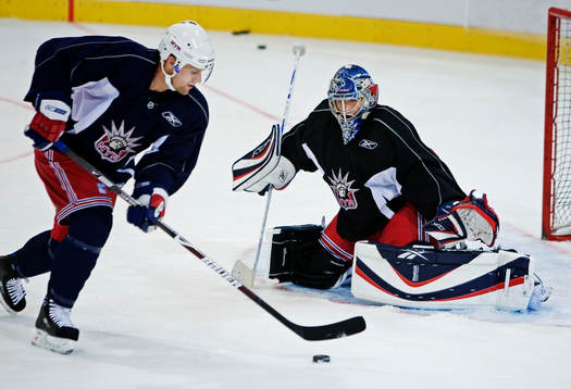 Bläddra bland fler bilder av Ishockey, träning, New York Rangers