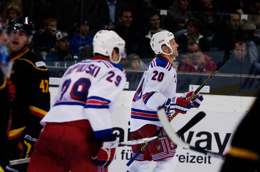 Fredrik Sjöström, New York Rangers, var inblandad i ett