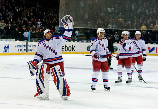 Henrik Lundqvist, målvakt, New York Rangers, vinkar till