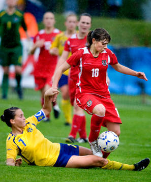 Bläddra bland fler bilder av Fotboll, F18, Sverige - Wales