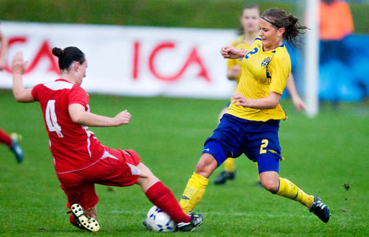 Josefine Alfsson, Sverige