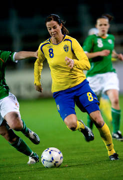 Lotta Schelin, Sverige