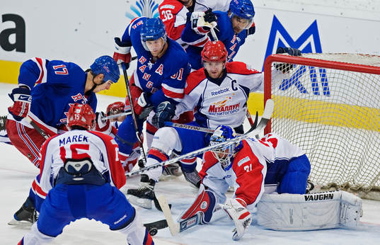 Ishockey, Victoria Cup, New York Rangers - Metallurg