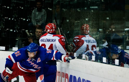 Ishockey, Victoria Cup, New York Rangers - Metallurg
