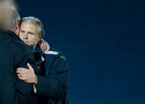 Bengt Madsen grattar Roland Nilsson