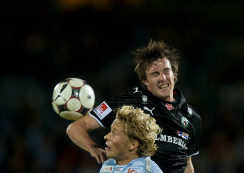 Per Johansson och Rick Kruys, nickduell