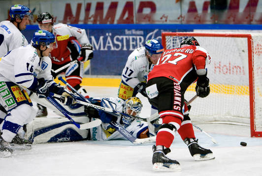 Joakim Lundström, målvakt, Sundsvall är borta men Carl