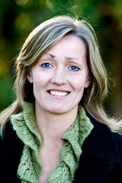 Fotboll, Cecilia Andersson studierektor på Änglaskolan