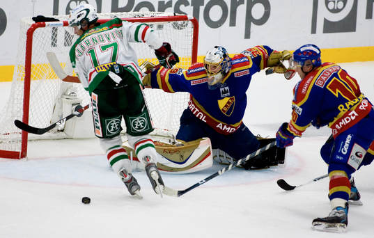 Mathias Tjärnqvist, Rögle är så här nära att avgöra