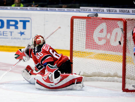 Karol Krizan, Målvakt Modo släpper in 1-3