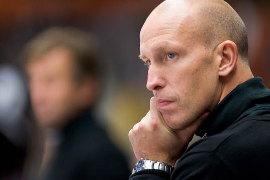 Fundersam Fredrik Andersson, Assisterande tränare