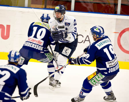 Stefan Andersson, Sundsvall ger Oliver Ekman-Larsson,