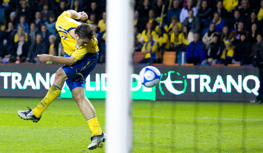 Jättechans Johan Elmander, nick