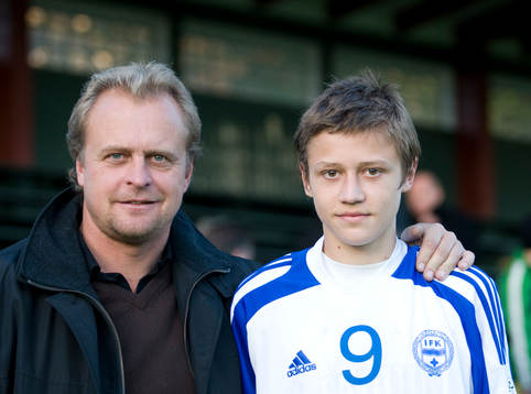 Simon Thern, 16 år