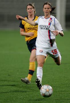 Lotta Schelin, Lyon